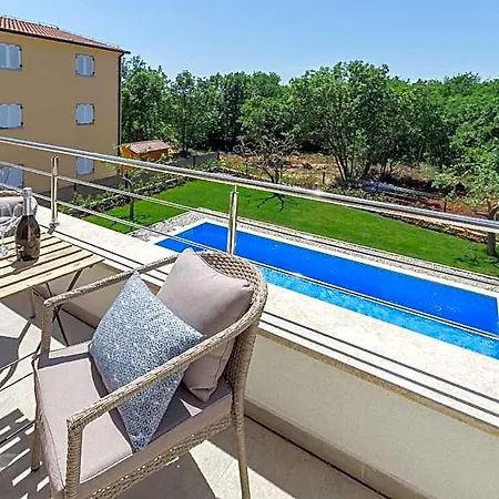 Hotel House Kuca Za Odmor Cancar 3*