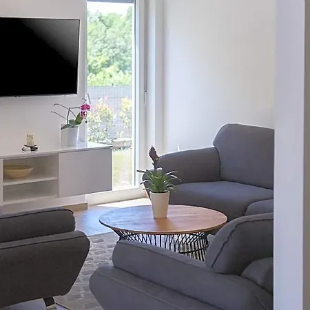 Отель House Kuca Za Odmor Cancar Бртонигла